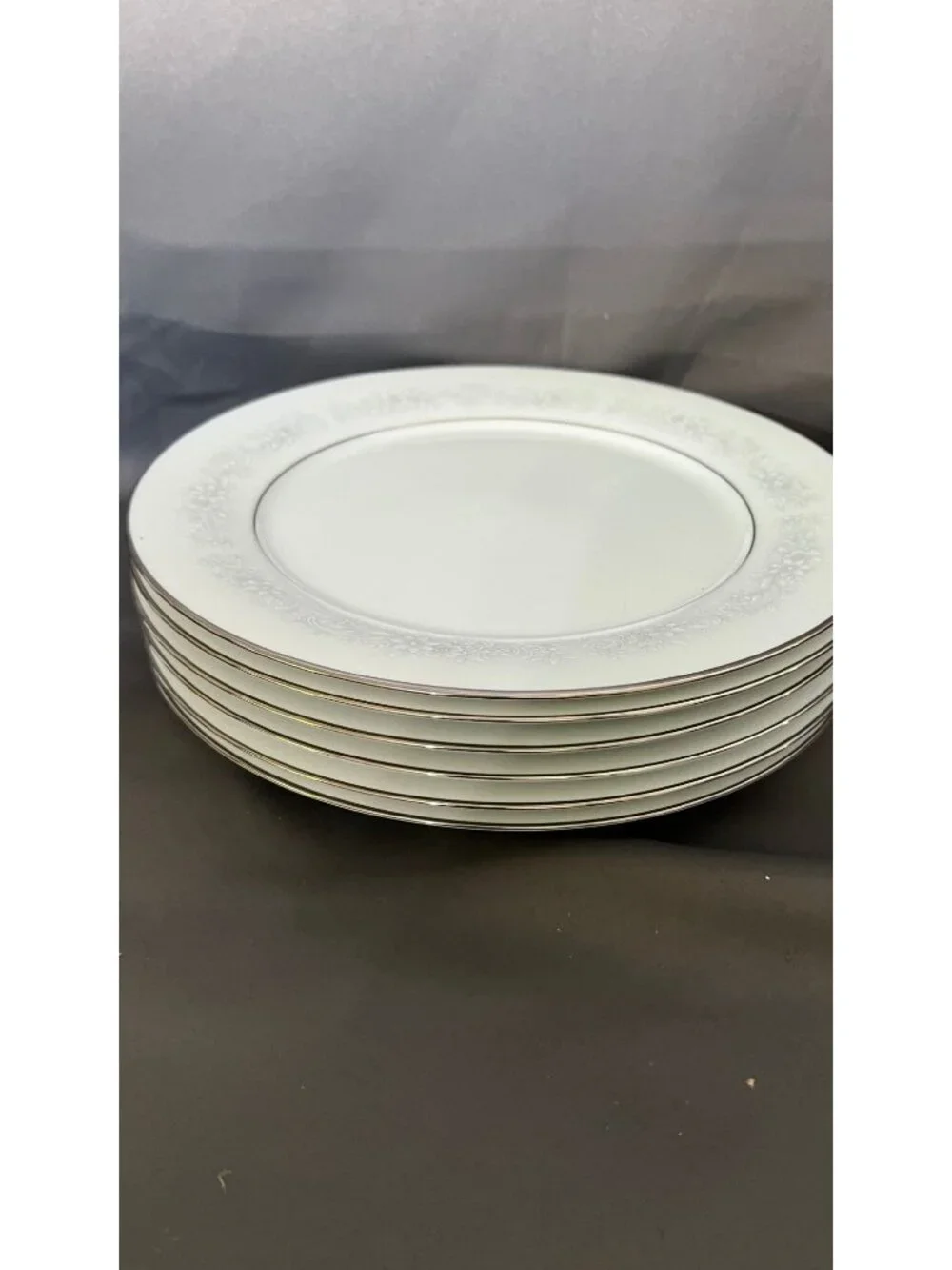 Noritake Cumberland Vintage Dinner Plates Set Of 6 White Floral Design